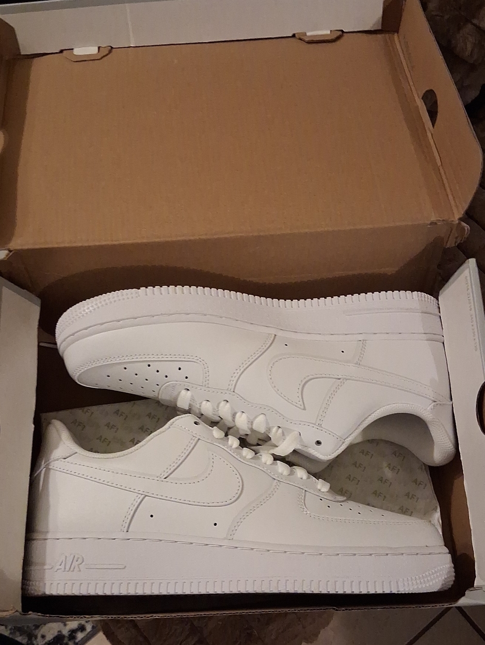 Nike Men’s White Low-Top Sneakers